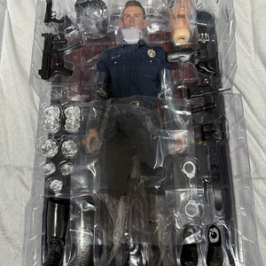 핫토이 mms774 터미네이터2 심판의 날 t1000 티천 피규어 개봉 팔아요~