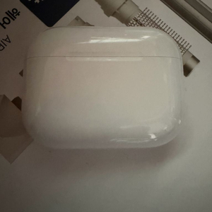 에어팟 프로3 충전케이스 이미지