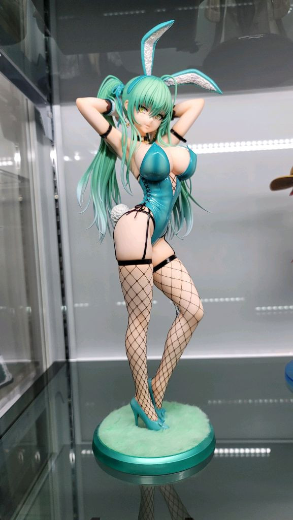 파티룩 그린트윈테일 쿼터스케일 피규어 팝니다--3