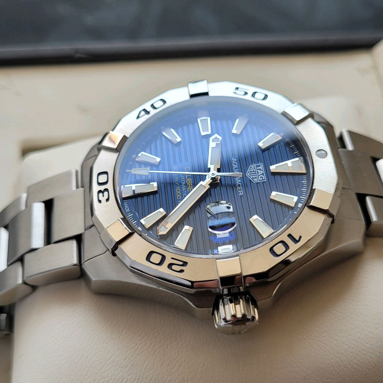 태그호이어 아쿠아레이서 스틸 블루 오토매틱 43mm--3