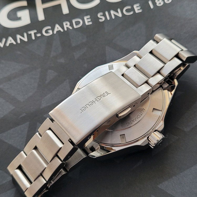 태그호이어 아쿠아레이서 스틸 블루 오토매틱 43mm--5