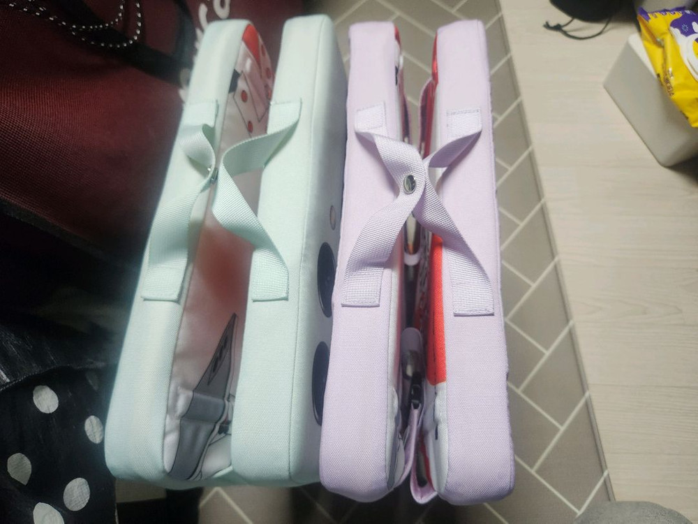 KT Z플립 그라운드 좌식체어 2개 새상품--4