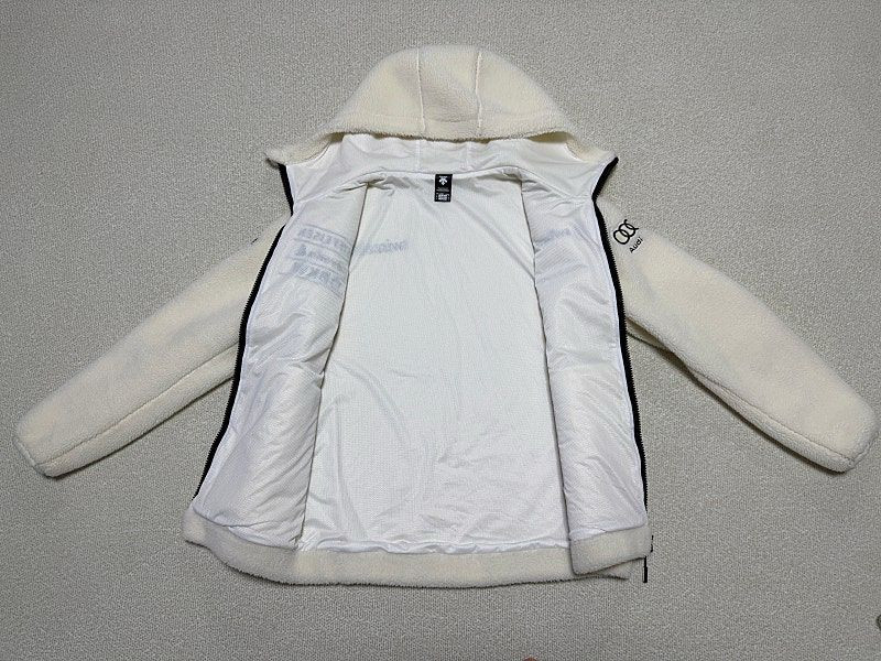 데상트 스위스 스키팀 아우디 기모 후리스 자켓 남성용 100사이즈--2