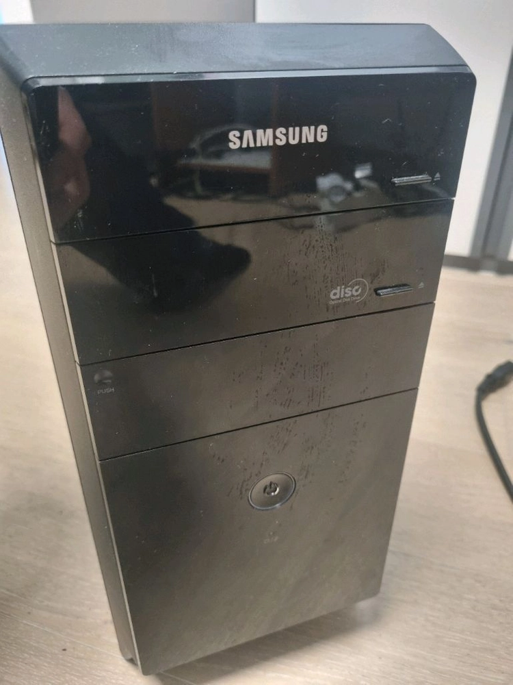 삼성 데스크탑 i5 / RAM 16GB / SSD 포함 / 윈도우 초기화 - 안심되는 중고거래
