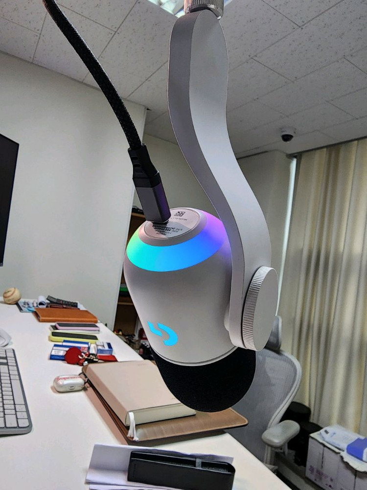 로지텍 예티 GX 마이크 + 컴패스(거치대) 일체--1