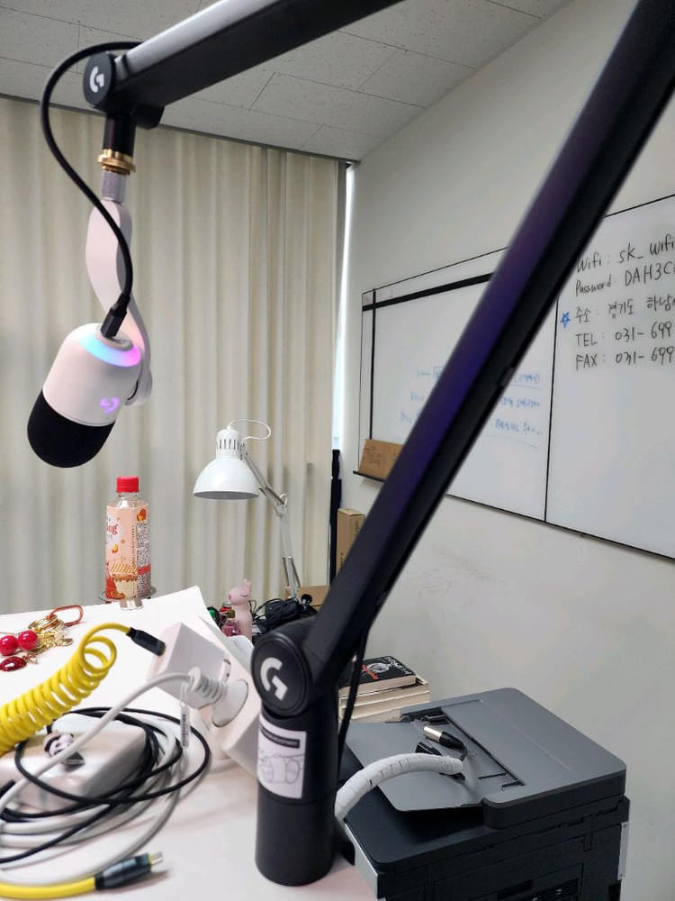 로지텍 예티 GX 마이크 + 컴패스(거치대) 일체--4