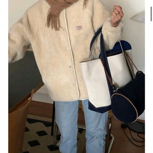 조이드비비에 fleece mustang 무스탕