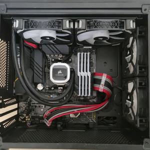 (S급/실사용2회) 라이젠 3600 / 32GB / 2070S 커세어 감성 끝판왕 PC 이미지