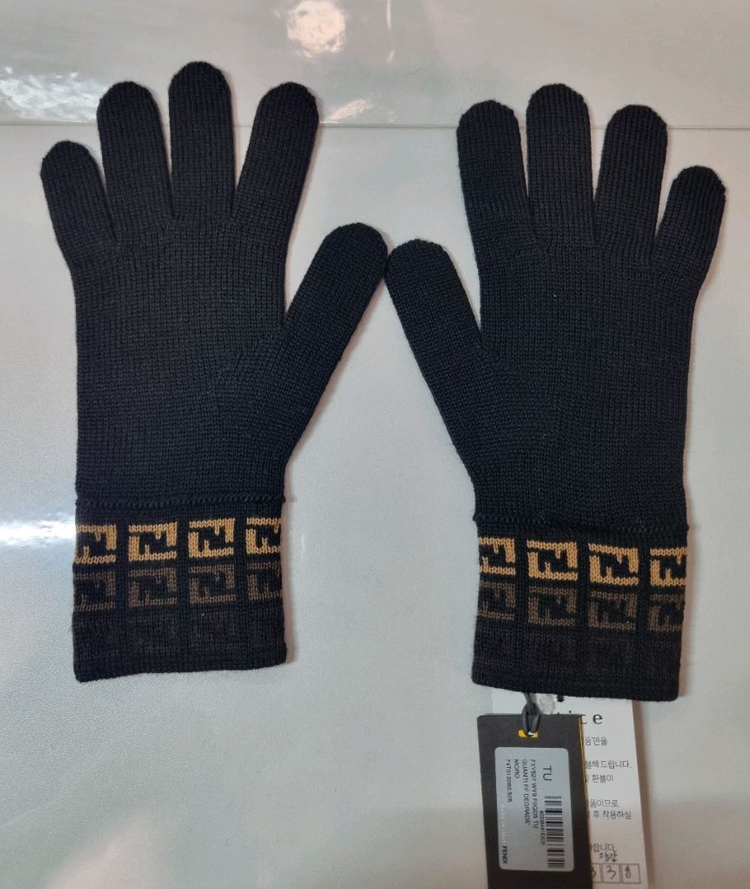 중고 펜디 장갑--2