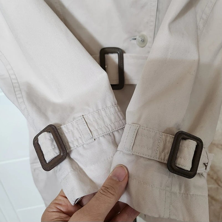 (140호) 10y. 버버리 키즈 트렌치코트 / 키즈 여아 주니어 몽클레어 구찌 펜디 디올 셀린느--6