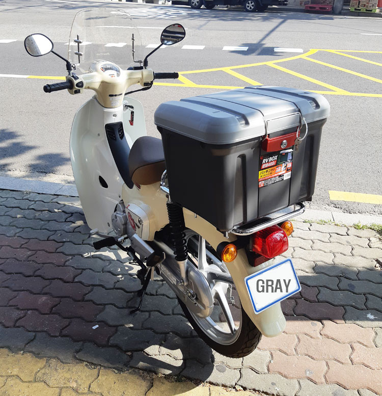 슈퍼커브110 아이리스 오야마 리어 탑 박스 ,배달 박스,공구 박스 판매 합니다 이미지