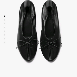 쿠에른 밀라노15 펌프스 블랙 230, 2회착용