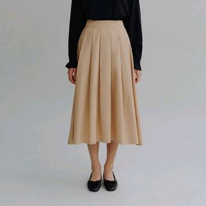 망고매니플리즈 키코플레어스커트 ss버전