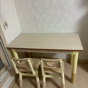 하이솔로몬 스위티 2인 유아 원목 책상 의자 세트