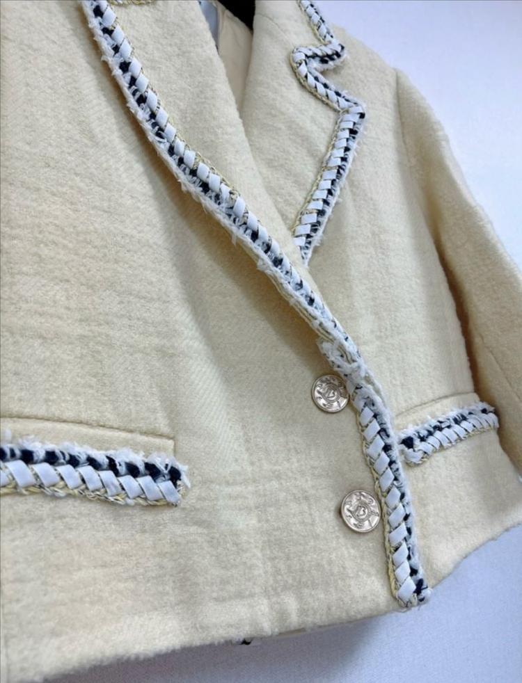 [새상품]한섬90% 오브제 트위드 구스자켓--5