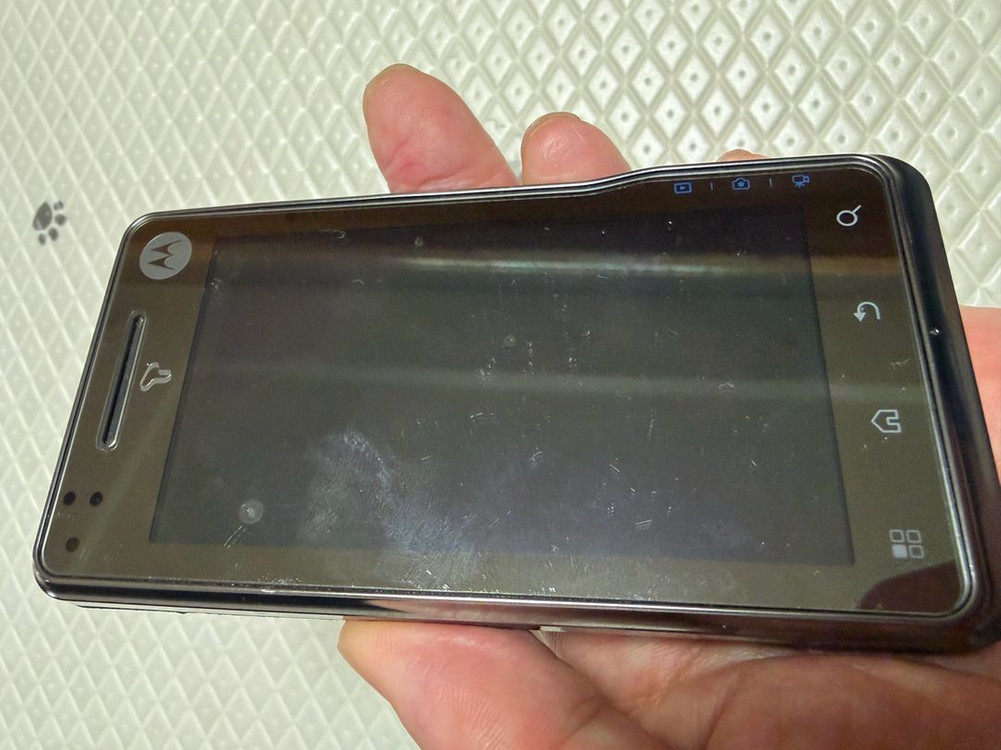 모토로라 모토로이--5