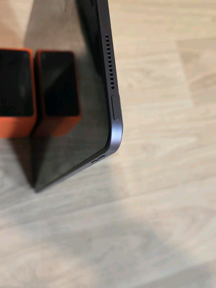 아이패드 프로 11형 2세대 128 셀룰러--4