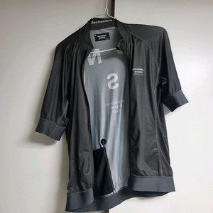 파노말 메커니즘 반팔져지