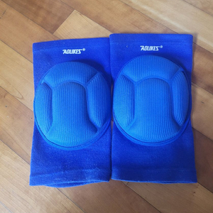 피구 무릎보호대