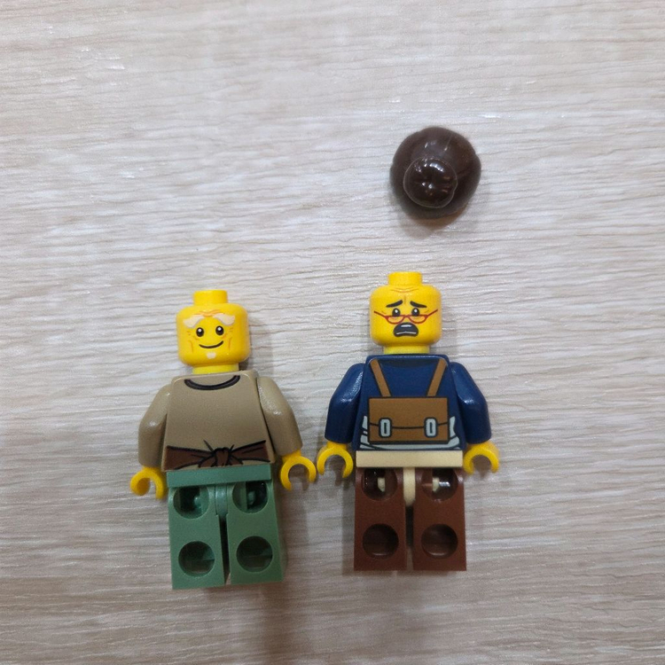레고 닌자고 제이 부모님 미니 피규어 입니다--2