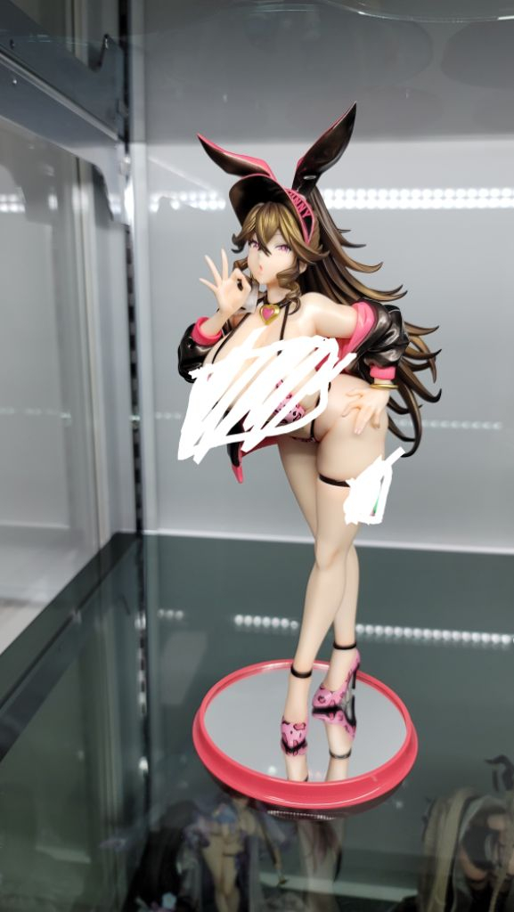 39나스 세리카 바니 수영복 피규어 팝니다--1