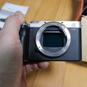 A7C ,시그마C28-70mm F2.8 DG DN ,삼양 35mm 1.9 V AF,스몰리그케이지 일괄(모두정품) 이미지