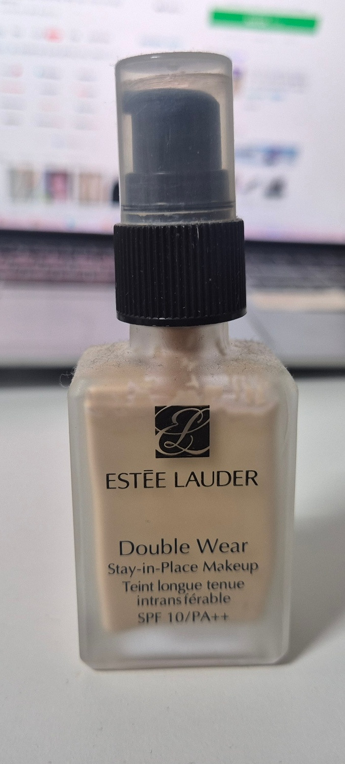 맥 오로라, 에스티로더 더블웨어, 슈에무라, 바비브라운 립스틱 등 이미지