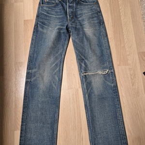 셀린느 청바지 / 워시 디스트로이드 진