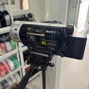 소니 Full HD 핸디캠 30GB HDD HDR-SR1
