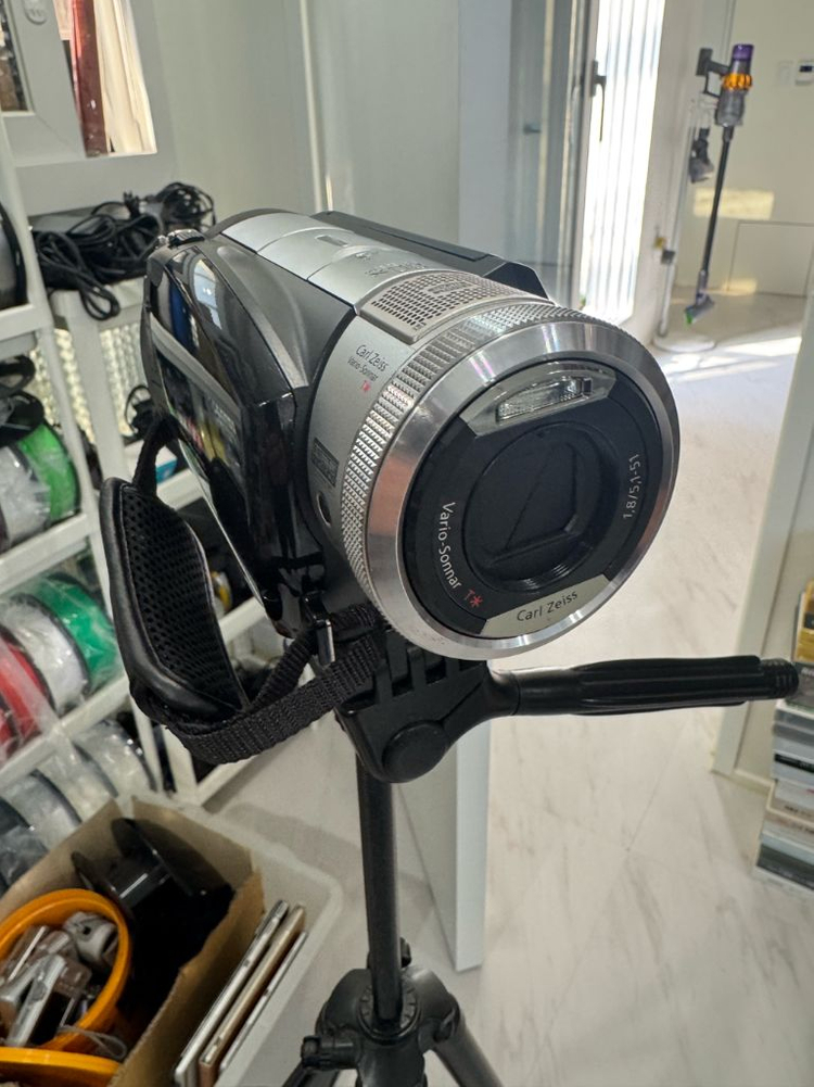 소니 Full HD 핸디캠 30GB HDD HDR-SR1--3