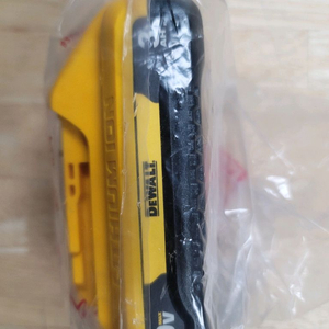 디월트 배터리 20v3ah 슬림형 배터리