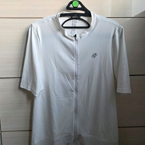 라메다 남자 미착용