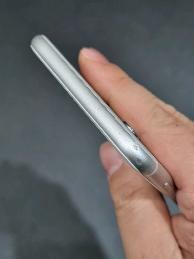 아이폰6 16GB 실버 배터리 93%--4