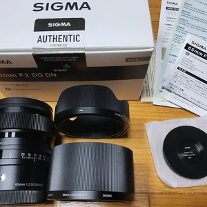 소니 시그마 65mm f2 dg dn (bw후드 2개)
