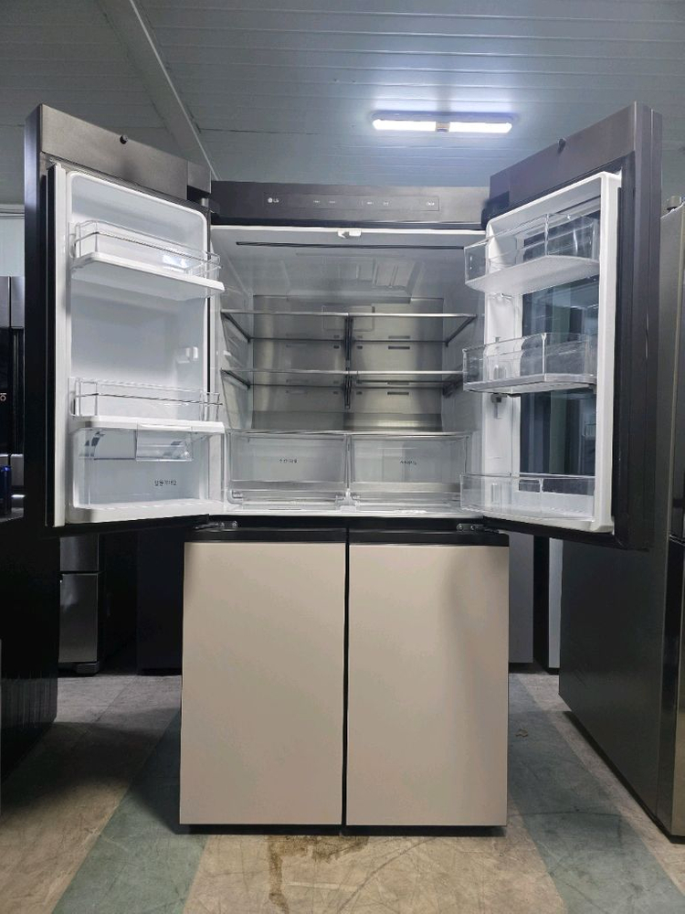 LG 오브제컬렉션 노크온홈바 4도어냉장고 870리터 이미지