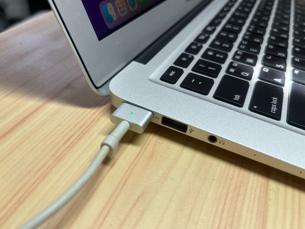 맥북 에어 13인치 Early 2015--9