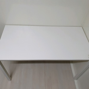 두닷 콰트로 홈 오피스 책상 - 화이트