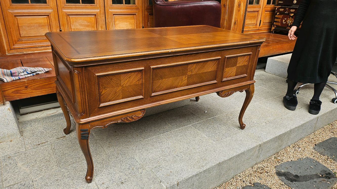 앤틱 스타일 책상--1