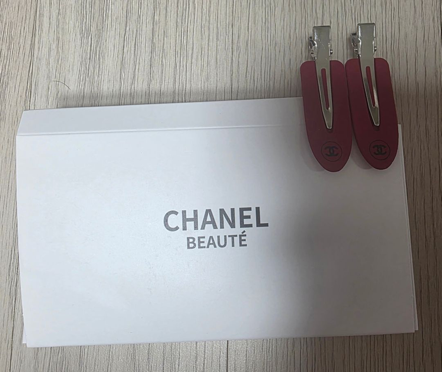 샤넬 뷰티 헤어핀/헤어클립 세트 이미지