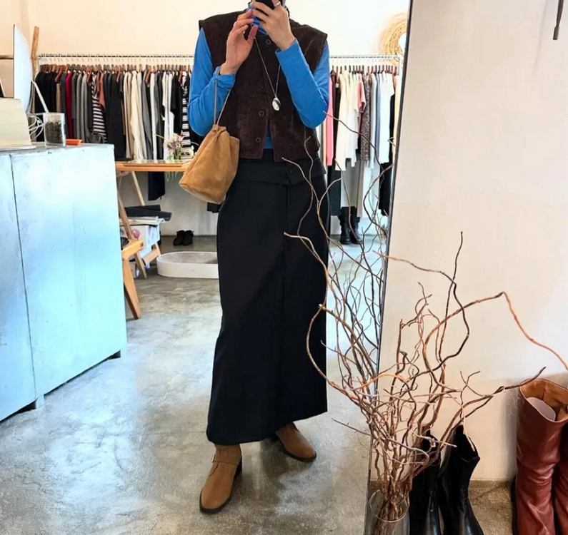 러브유쏘머치 마크들리 딥뮤즈 아루드 미뉴에트 페미니크 드윌 메이비베이비 러브코드유 조이드비비에 비애브선트마인디드--6