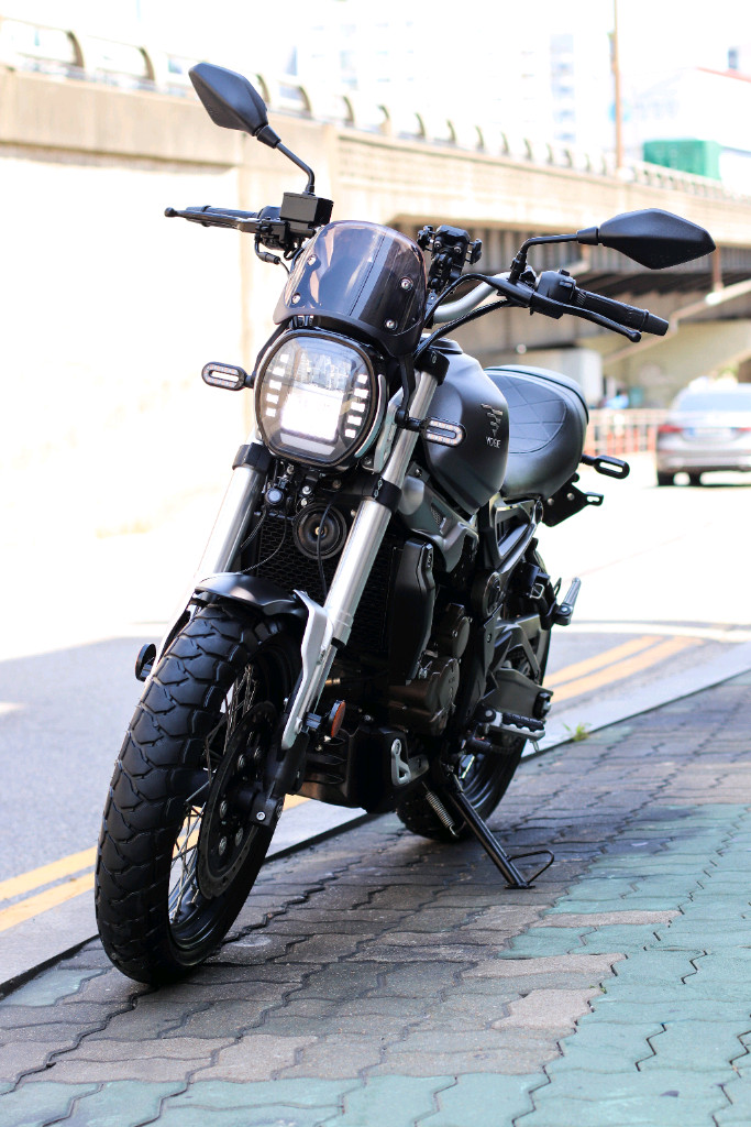 보그 300acx 2022년식 ABS모델 무상보증OK 신차급매물 오토바이 1인신조 판매합니다--2