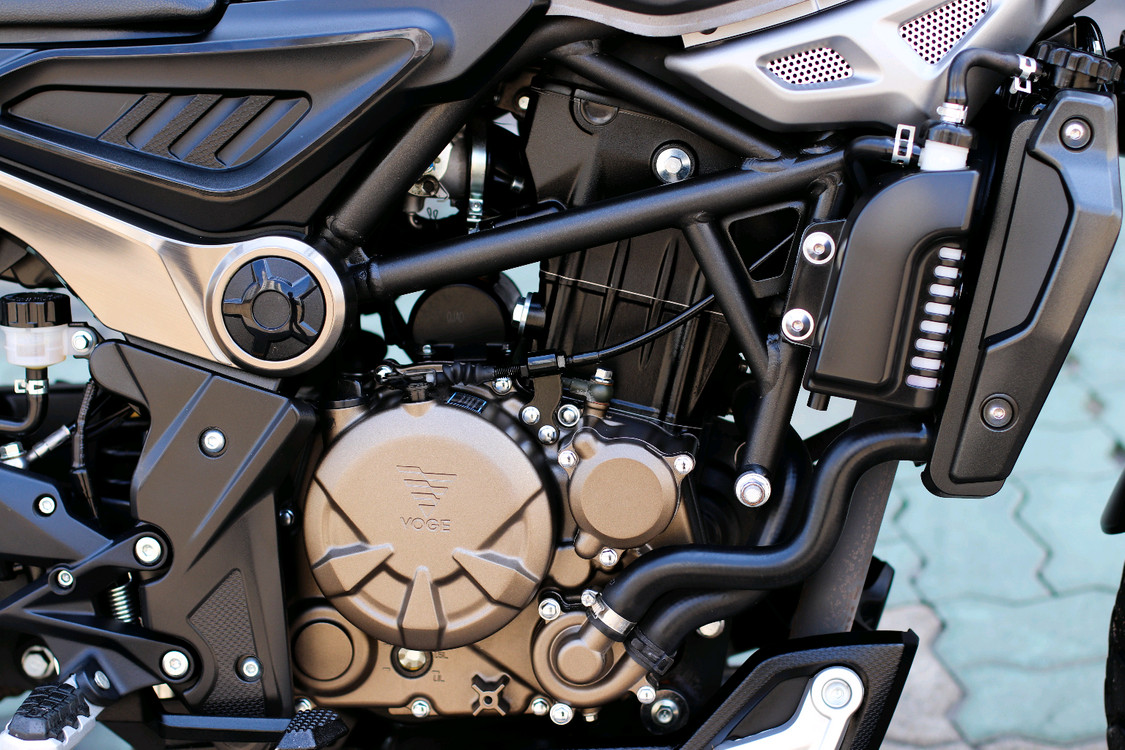 보그 300acx 2022년식 ABS모델 무상보증OK 신차급매물 오토바이 1인신조 판매합니다--8