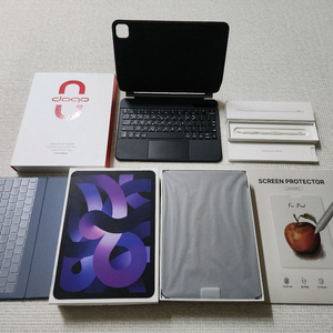 아이패드에어5 + 애플펜슬2세대 + 키보드케이스 + 충전기 S급
