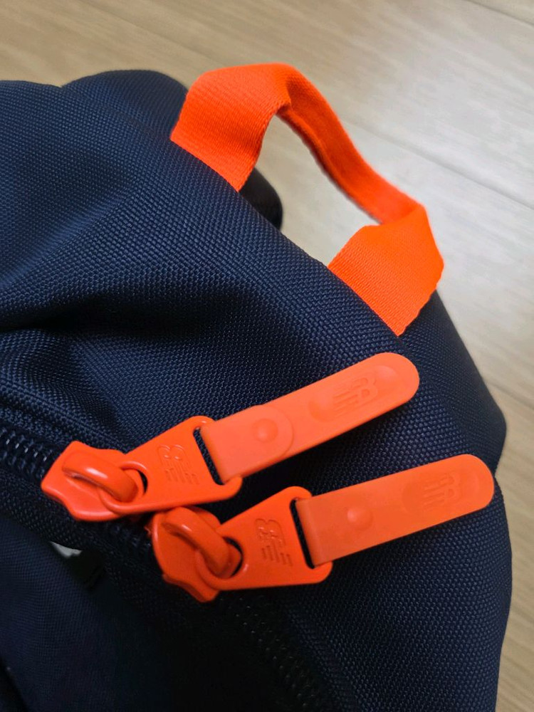 뉴발란스 미니 가방(소풍가방)--3