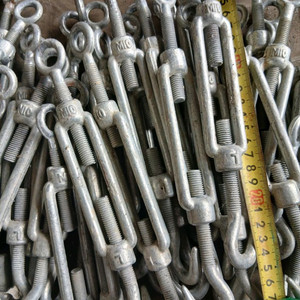 턴버클 개당700원