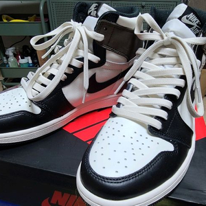 조던1 하이 다크모카