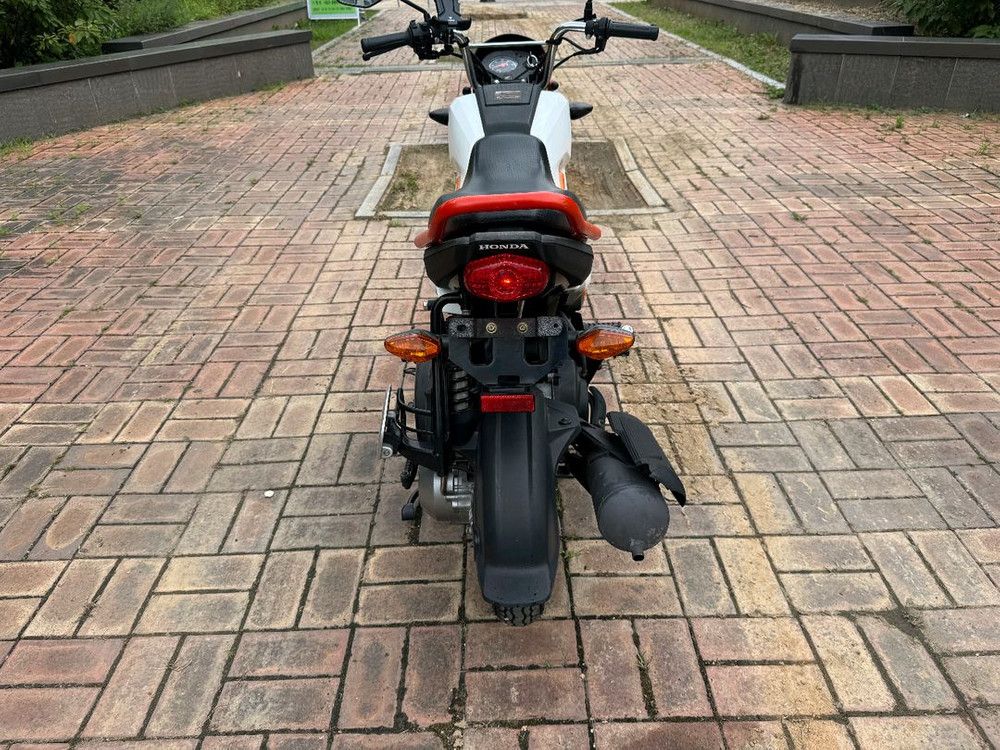 혼다 나비110 17년형 화이트컬러 판매합니다--4