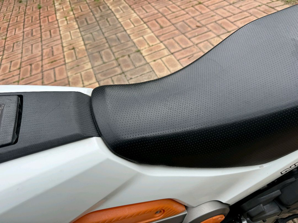 혼다 나비110 17년형 화이트컬러 판매합니다--8