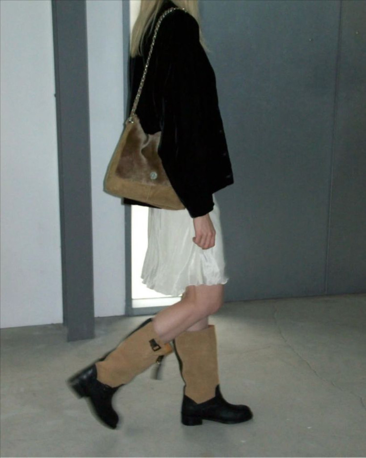 (미개봉) 미닛뮤트 페블 체인백 무스탕 베이지 프레클 파르벵 그로브 시눈 스무드무드--5