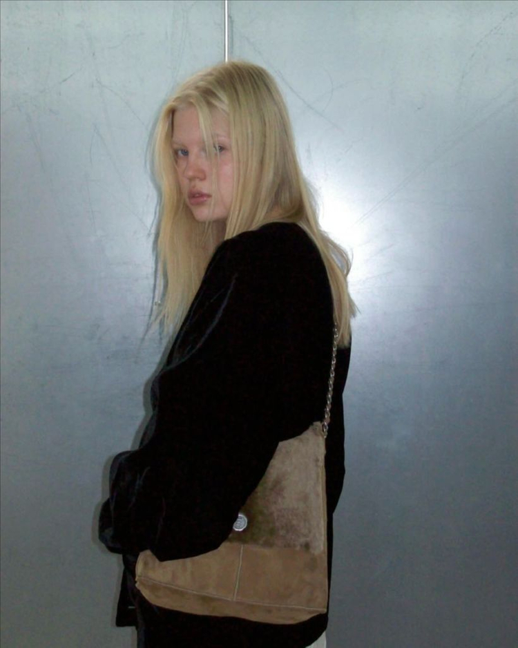 (미개봉) 미닛뮤트 페블 체인백 무스탕 베이지 프레클 파르벵 그로브 시눈 스무드무드--7